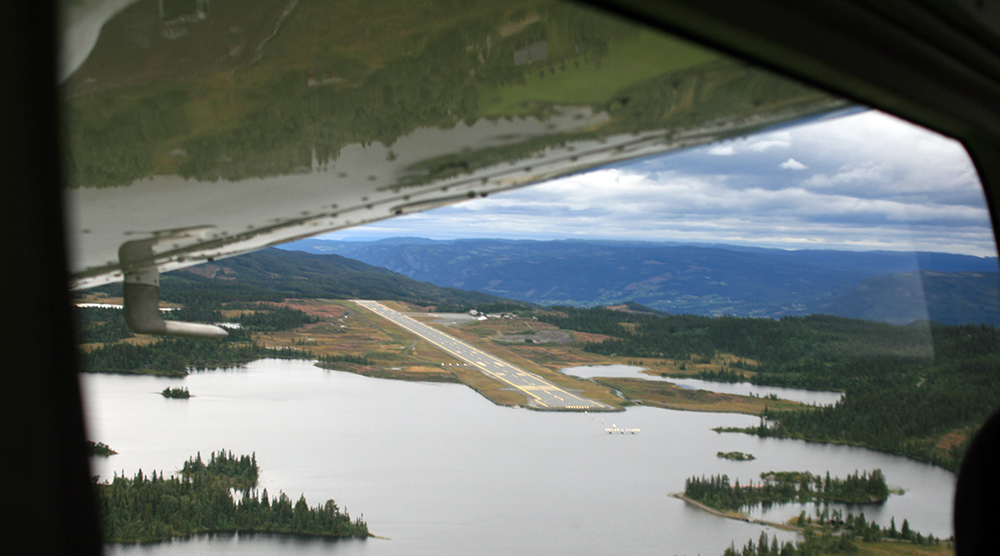 Anflug auf Fagernes. Der Platz liegt auf 2700ft